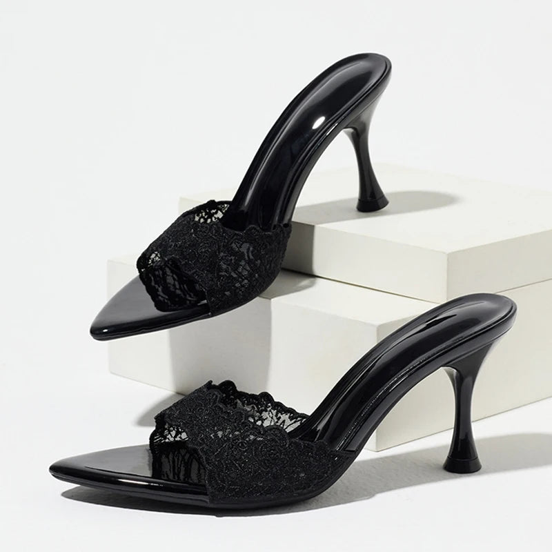 Ines Embroidered Mesh Slide