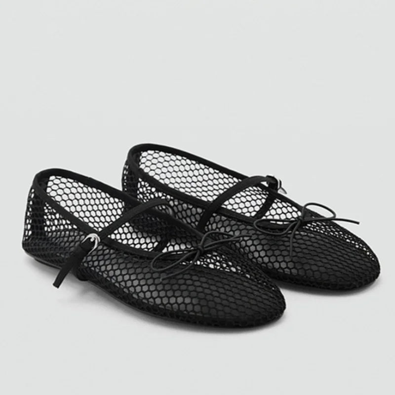 Buckle-Strap Mesh Flat – Dara