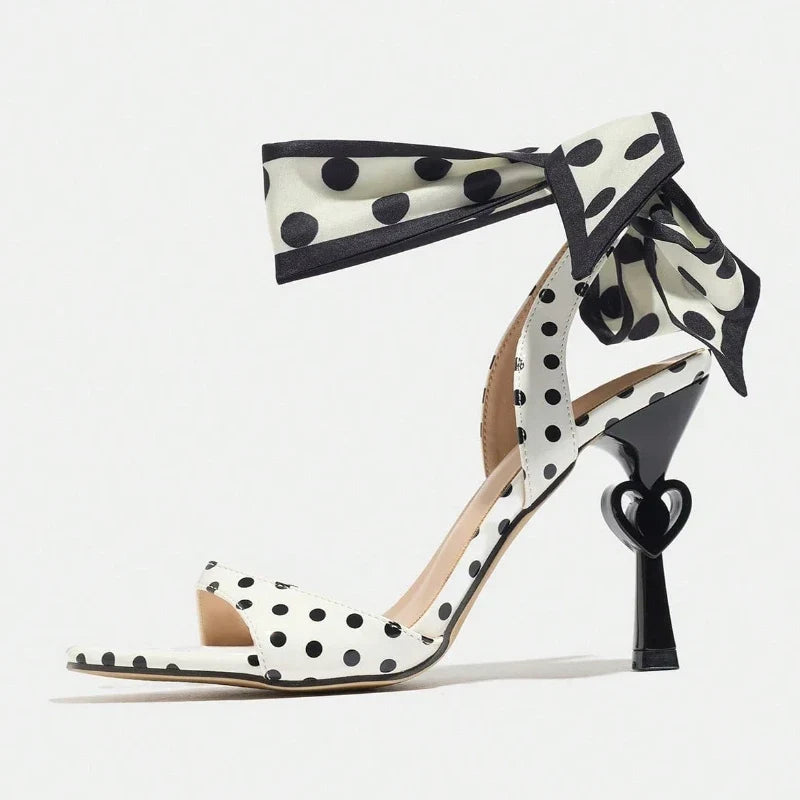Ankle-Strap Stiletto – Alva